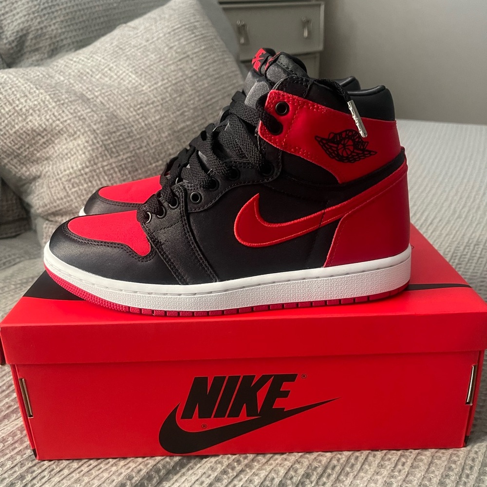 Satin Bred air Jordan 1s
